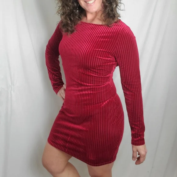 charlotte russe red dress Early 2000s Charlotte Russe Slinky Slip Dress